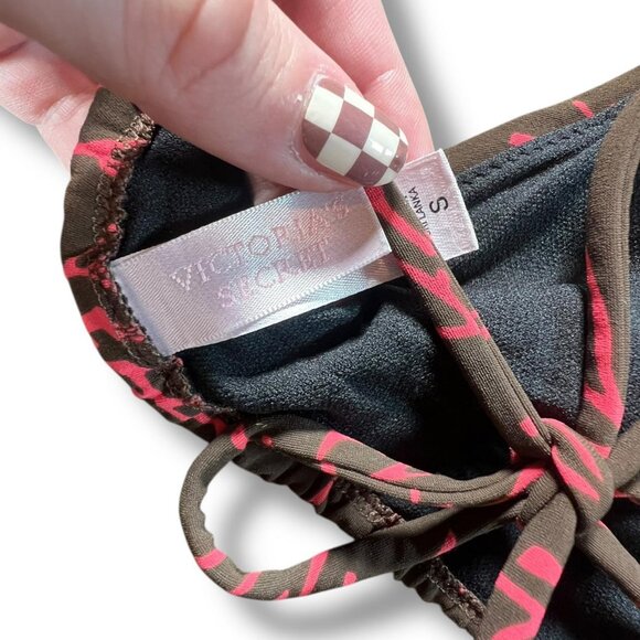 Victoria’s Secret Pink Coral Reef Triangle Beaded Bikini Top - Picture 5 of 6